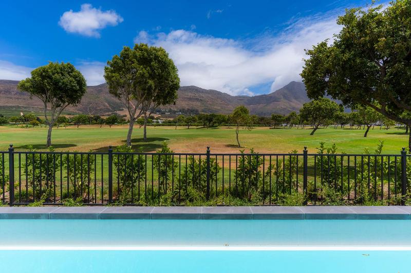 To Let 5 Bedroom Property for Rent in Steenberg Estate Western Cape
